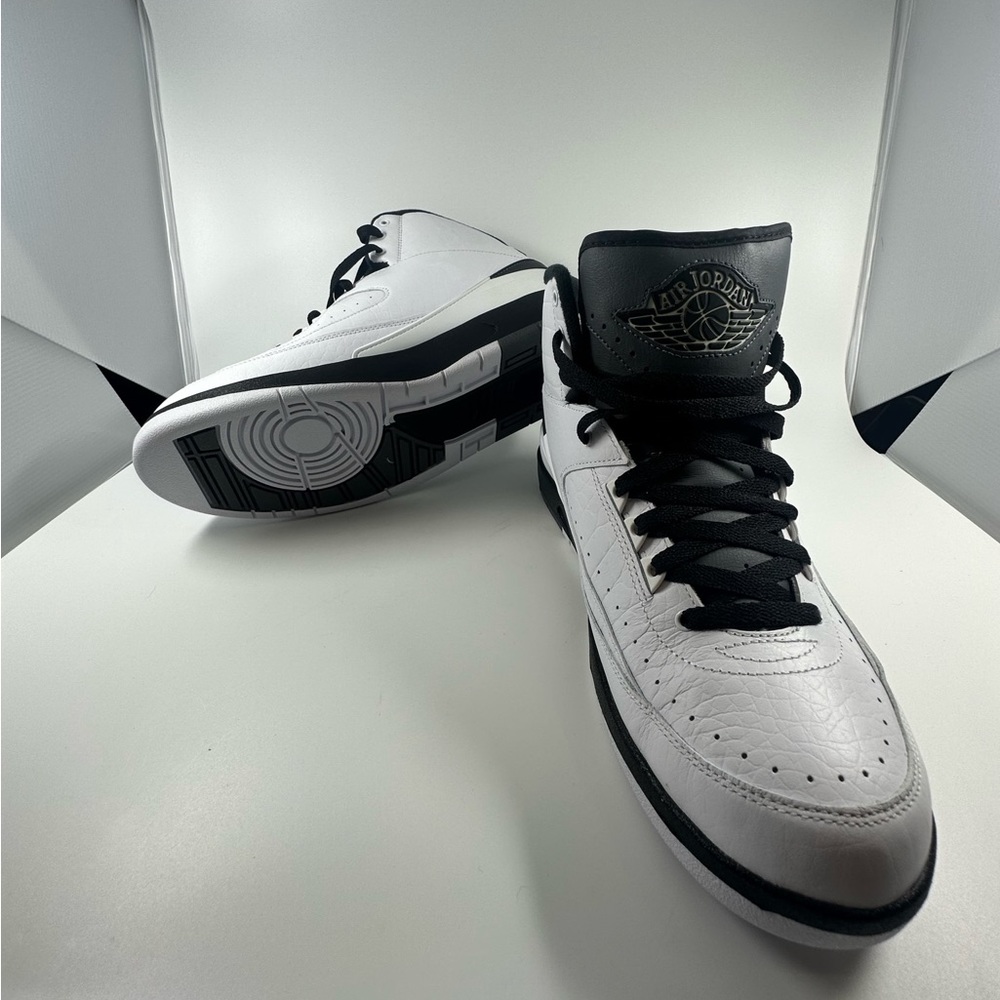 Jordan Retro 2 - Picture 4 of 5